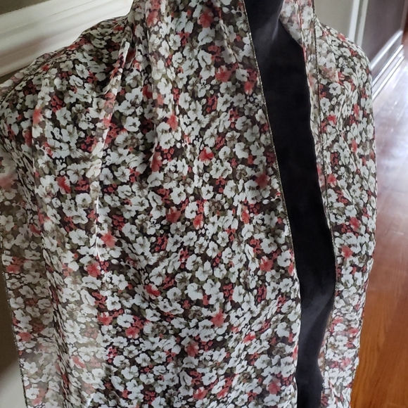 Ray Strauss Scarf - Picture 2 of 5